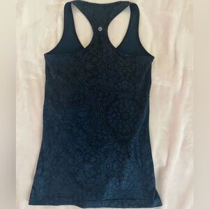 PERFECT CONDITION LULULEMON TANK TOP SIZE 4!